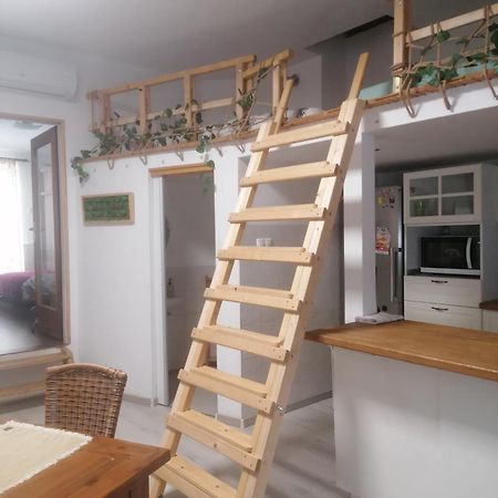 Ujkapu Sunshine Apartments ジュール エクステリア 写真
