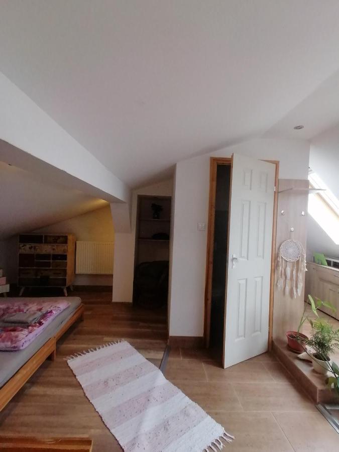 Ujkapu Sunshine Apartments ジュール エクステリア 写真