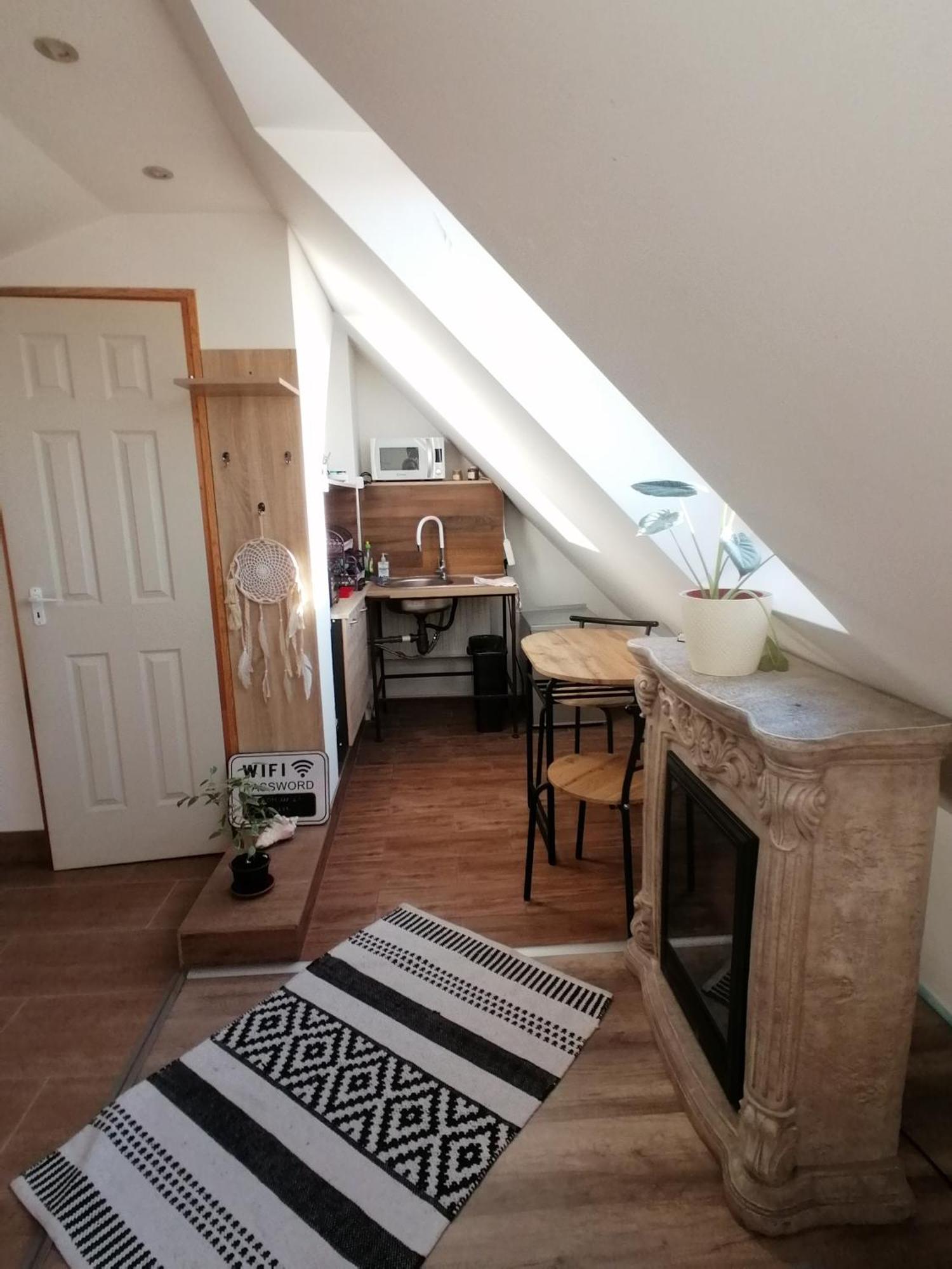 Ujkapu Sunshine Apartments ジュール エクステリア 写真