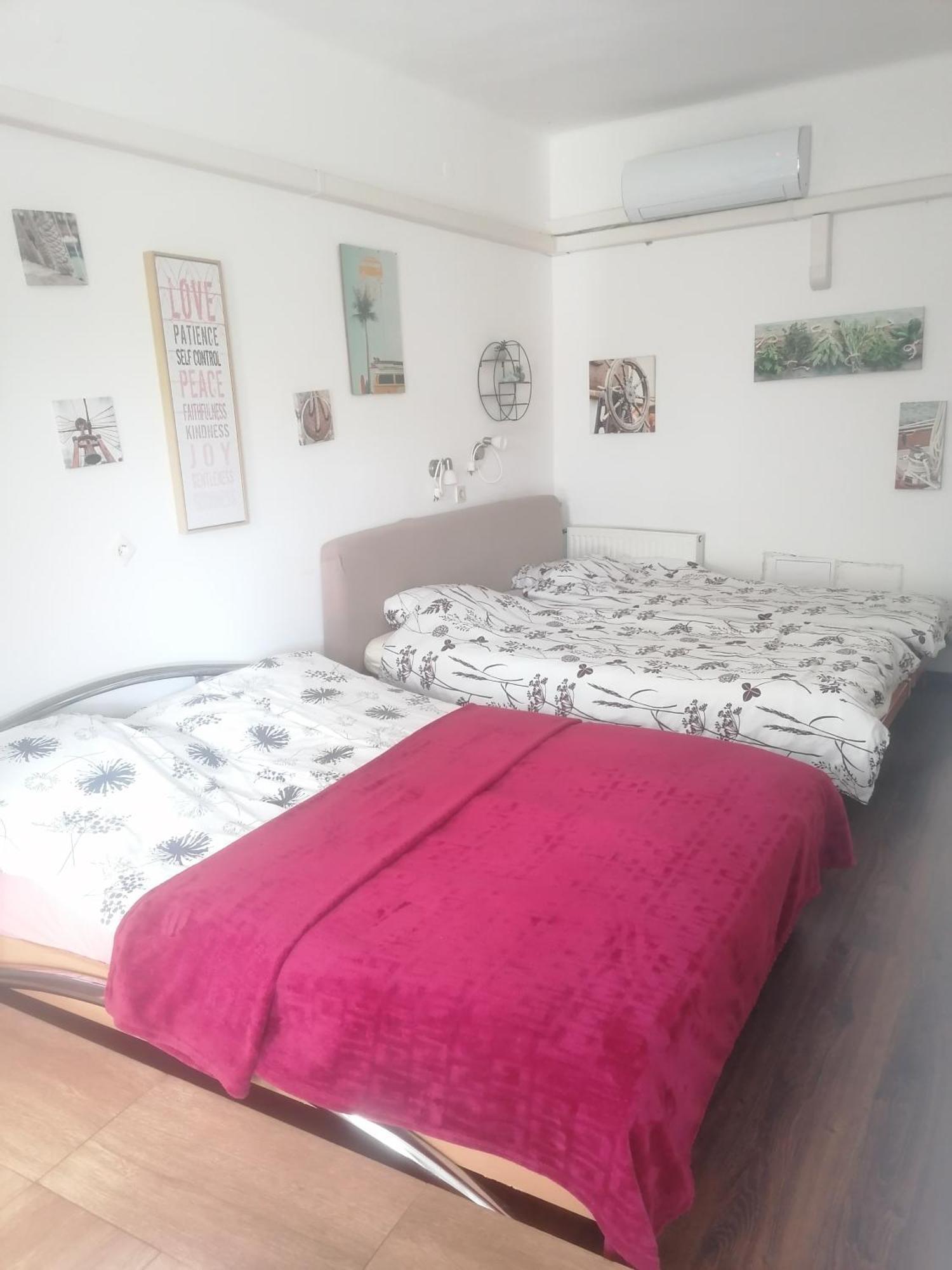 Ujkapu Sunshine Apartments ジュール エクステリア 写真