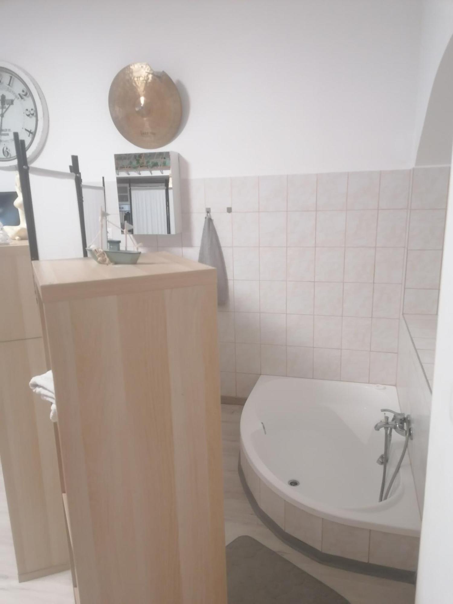 Ujkapu Sunshine Apartments ジュール エクステリア 写真